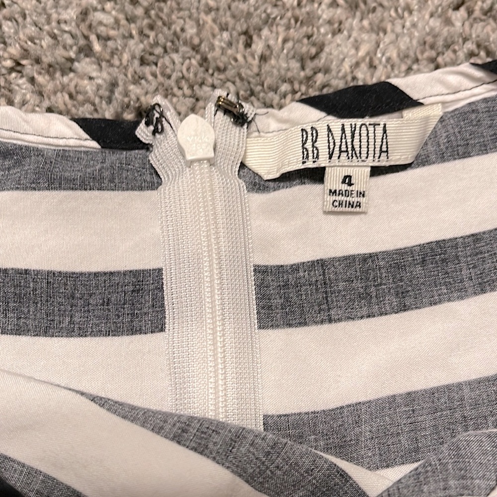 BB Dakota Striped Short Dress - Picture 3 of 12